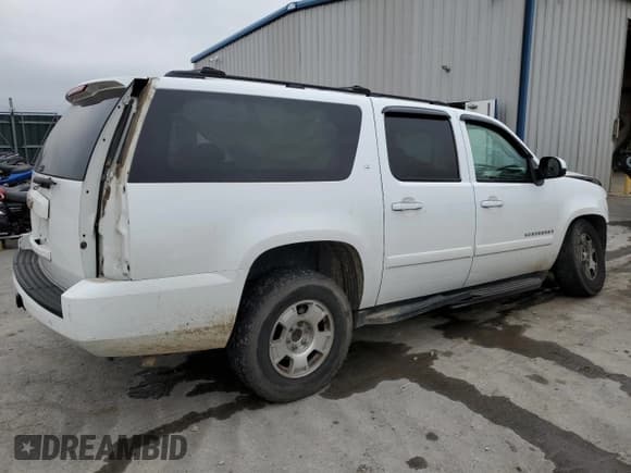 ✅ 2008 Chevrolet Suburban LTZ • VIN: 3GNFC16J58G313471 • Lot: 46770114. Wystawiony na Copart z przebiegiem 251 801 mil. Bezpłatny archiwum sprzedaży aukcyjnych z USA i szczegółowy raport historii pojazdu na DreamBid. Zdjęcie 3.