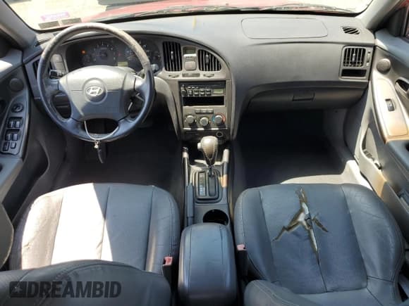 ✅ 2004 Hyundai Elantra GLS • VIN: KMHDN46D14U802491 • Lot: 64753465. Wystawiony na Copart z przebiegiem 159 308 mil. Bezpłatny archiwum sprzedaży aukcyjnych z USA i szczegółowy raport historii pojazdu na DreamBid. Zdjęcie 8.