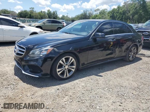✅ 2016 Mercedes-Benz E 350 Sport • VIN: WDDHF5KB0GB284747 • Lot: 57205185. Listed on Copart with 115,497 mi. Free auction sales archive from the USA and detailed vehicle history report at DreamBid. Image 1.