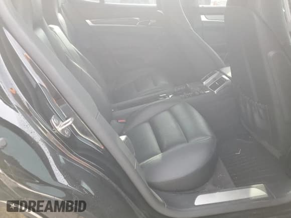 ✅ 2016 Porsche Panamera S E-Hybrid • VIN: WP0AD2A72GL040458 • Lot: 91834285. Wystawiony na Copart z przebiegiem 52 912 mil. Bezpłatny archiwum sprzedaży aukcyjnych z USA i szczegółowy raport historii pojazdu na DreamBid. Zdjęcie 10.