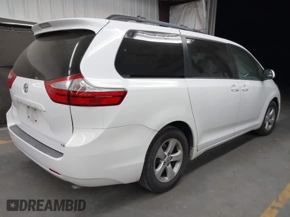 ✅ 2016 Toyota Sienna LE AAS • VIN: 5TDKK3DC4GS731630 • Lot: 42761731. Listed on IAAI with 106,478 mi. Free auction sales archive from the USA and detailed vehicle history report at DreamBid. Image 4.