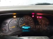 ✅ 2001 Chevrolet Silverado 2500HD LS • VIN: 1GCHK29GX1E199698 • Лот: 41595779. Опубликован ранее на IAAI с пробегом 166 998 миль. Бесплатный доступ к архиву аукционных продаж из США и подробный отчёт об истории автомобиля на DreamBid. Изображение 7.