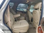 ✅ 2009 Chevrolet Tahoe LTZ • VIN: 1GNFC33099R298112 • Lot: 94195125. Wystawiony na Copart z przebiegiem 239 628 mil. Bezpłatny archiwum sprzedaży aukcyjnych z USA i szczegółowy raport historii pojazdu na DreamBid. Zdjęcie 11.