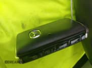 ✅ 2022 Mazda CX-9 Signature • VIN: JM3TCBEY1N0616982 • Lot: 42125790. Wystawiony na IAAI z przebiegiem 101 918 mil. Bezpłatny archiwum sprzedaży aukcyjnych z USA i szczegółowy raport historii pojazdu na DreamBid. Zdjęcie 11.