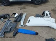 ✅ 2023 Land Rover Defender X-Dynamic SE • VIN: SALE27EUXP2114986 • Lot: 42302857. Listed on IAAI with 29,384 mi. Free auction sales archive from the USA and detailed vehicle history report at DreamBid. Image 12.