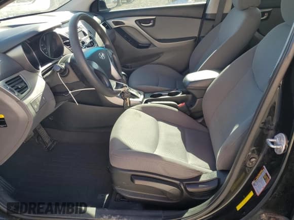✅ 2016 Hyundai Elantra SE • VIN: 5NPDH4AE2GH754879 • Lot: 87205725. Listed on Copart with 150,528 mi. Free auction sales archive from the USA and detailed vehicle history report at DreamBid. Image 7.