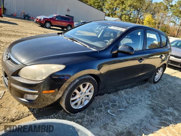 ✅ 2009 Hyundai Elantra Touring • VIN: KMHDC86E39U038477 • Lot: 91495735. Listed on Copart with 225,816 mi. Free auction sales archive from the USA and detailed vehicle history report at DreamBid. Image 1.