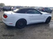 ✅ 2015 Ford Mustang GT Premium • VIN: 1FATP8FF1F5368028 • Lot: 52133395. Wystawiony na Copart z przebiegiem 79 260 mil. Bezpłatny archiwum sprzedaży aukcyjnych z USA i szczegółowy raport historii pojazdu na DreamBid. Zdjęcie 3.