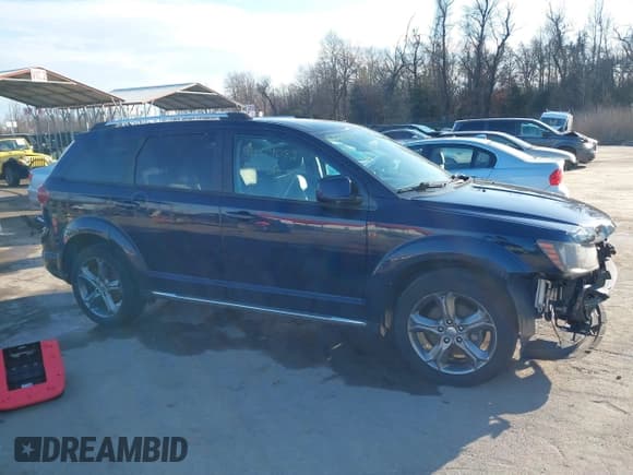 ✅ 2017 Dodge Journey Crossroad Plus • VIN: 3C4PDCGB7HT544974 • Lot: 41609082. Listed on IAAI with 145,542 mi. Free auction sales archive from the USA and detailed vehicle history report at DreamBid. Image 14.