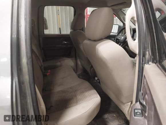 ✅ 2009 Dodge 1500 TRX • VIN: 1D3HV18P09S803945 • Lot: 41465266. Wystawiony na IAAI z przebiegiem 277 671 mil. Bezpłatny archiwum sprzedaży aukcyjnych z USA i szczegółowy raport historii pojazdu na DreamBid. Zdjęcie 8.