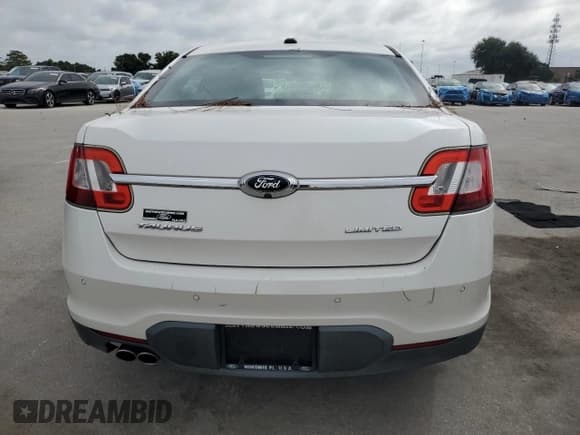 ✅ 2012 Ford Taurus Limited • VIN: 1FAHP2FW0CG132943 • Лот: 84575505. Опубликован ранее на Copart с пробегом 105 231 миль. Бесплатный доступ к архиву аукционных продаж из США и подробный отчёт об истории автомобиля на DreamBid. Изображение 6.
