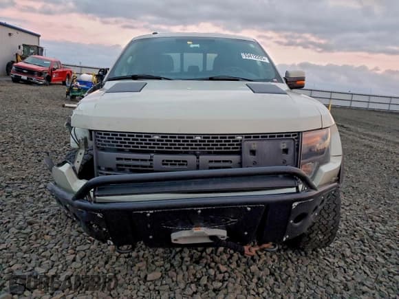 ✅ 2013 Ford F-150 SVT Raptor • VIN: 1FTFW1R61DFD81446 • Lot: 93412205. Wystawiony na Copart z przebiegiem 119 391 mil. Bezpłatny archiwum sprzedaży aukcyjnych z USA i szczegółowy raport historii pojazdu na DreamBid. Zdjęcie 5.