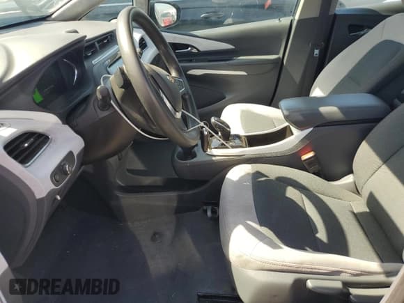 ✅ 2019 Chevrolet Bolt EV LT • VIN: 1G1FY6S00K4109114 • Lot: 51712595. Wystawiony na Copart z przebiegiem 114 264 mil. Bezpłatny archiwum sprzedaży aukcyjnych z USA i szczegółowy raport historii pojazdu na DreamBid. Zdjęcie 7.