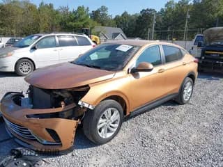 ✅ 2024 Buick Envista Preferred • VIN: KL47LAE26RB219501 • Lot: 43456678. Wystawiony na IAAI z przebiegiem 37 813 mil. Bezpłatny archiwum sprzedaży aukcyjnych z USA i szczegółowy raport historii pojazdu na DreamBid. Zdjęcie 2.