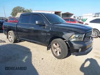 ✅ 2016 Ram 1500 Tradesman • VIN: 3C6RR6KT8GG119032 • Lot: 43789210. Listed on IAAI with 220,168 mi. Free auction sales archive from the USA and detailed vehicle history report at DreamBid. Image 1.