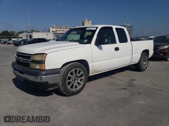 ✅ 2006 Chevrolet Silverado 1500 Work Truck • VIN: 1GCEC19V16Z125532 • Лот: 77407724. Опубликован ранее на Copart с пробегом 254 308 миль. Бесплатный доступ к архиву аукционных продаж из США и подробный отчёт об истории автомобиля на DreamBid. Изображение 1.