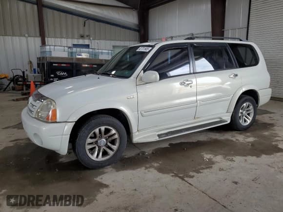 ✅ 2005 Suzuki XL7 LX • VIN: JS3TX92V354103016 • Лот: 92701905. Опубликован ранее на Copart с пробегом 194 954 миль. Бесплатный доступ к архиву аукционных продаж из США и подробный отчёт об истории автомобиля на DreamBid. Изображение 1.