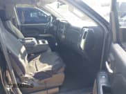 ✅ 2018 Chevrolet Silverado 1500 LT • VIN: 1GCRCREH3JZ165233 • Лот: 43502544. Опубликован ранее на IAAI с пробегом 123 053 миль. Бесплатный доступ к архиву аукционных продаж из США и подробный отчёт об истории автомобиля на DreamBid. Изображение 5.