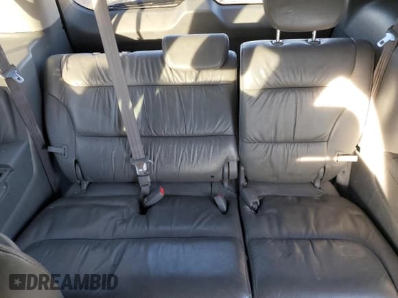 ✅ 2006 Honda Odyssey EX-L • VIN: 5FNRL38746B123750 • Лот: 90249165. Опубликован ранее на Copart с пробегом 264 175 миль. Бесплатный доступ к архиву аукционных продаж из США и подробный отчёт об истории автомобиля на DreamBid. Изображение 10.