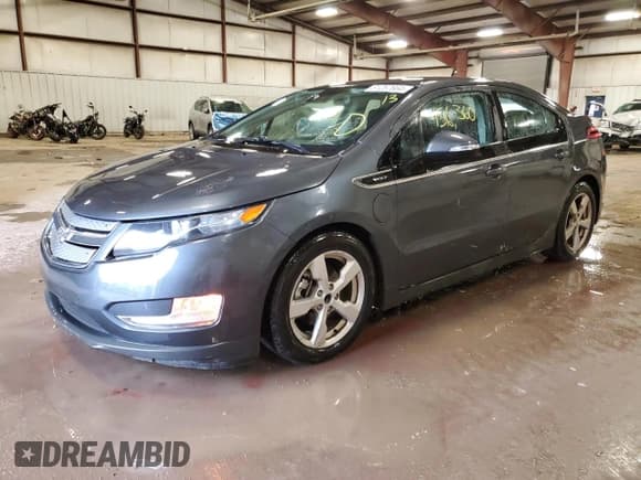 ✅ 2013 Chevrolet Volt • VIN: 1G1RC6E43DU109959 • Lot: 81267664. Wystawiony na Copart z przebiegiem 156 360 mil. Bezpłatny archiwum sprzedaży aukcyjnych z USA i szczegółowy raport historii pojazdu na DreamBid. Zdjęcie 1.