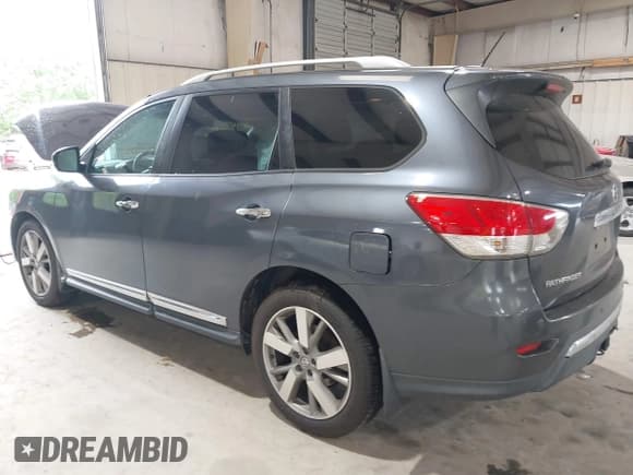 ✅ 2014 Nissan Pathfinder S • VIN: 5N1AR2MN9EC618382 • Lot: 42086197. Listed on IAAI with 98,763 mi. Free auction sales archive from the USA and detailed vehicle history report at DreamBid. Image 3.