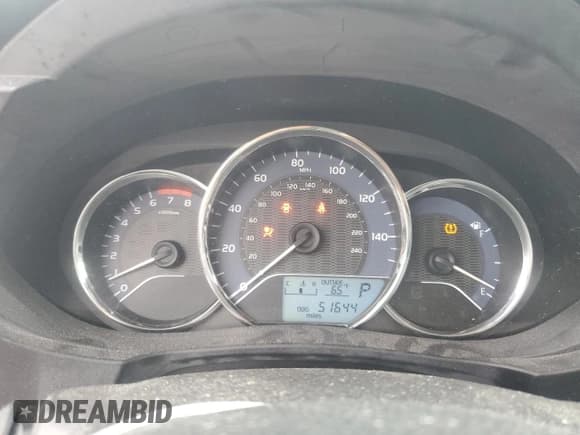 ✅ 2014 Toyota Corolla LE Eco • VIN: 2T1BPRHE3EC211070 • Lot: 82469105. Wystawiony na Copart z przebiegiem 51 644 mil. Bezpłatny archiwum sprzedaży aukcyjnych z USA i szczegółowy raport historii pojazdu na DreamBid. Zdjęcie 9.