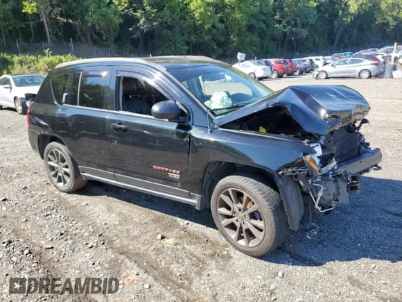 ✅ 2016 Jeep Compass 75th Anniversary • VIN: 1C4NJDBB9GD674840 • Lot: 94025555. Listed on Copart with 117,647 mi. Free auction sales archive from the USA and detailed vehicle history report at DreamBid. Image 4.