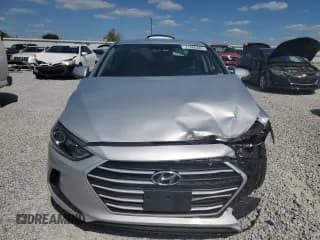 ✅ 2017 Hyundai Elantra SE • VIN: KMHD84LF0HU381222 • Lot: 71366305. Listed on Copart with 98,113 mi. Free auction sales archive from the USA and detailed vehicle history report at DreamBid. Image 5.