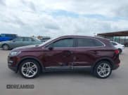✅ 2016 Lincoln MKC Reserve • VIN: 5LMTJ3DHXGUJ15132 • Lot: 42729696. Wystawiony na IAAI z przebiegiem 53 741 mil. Bezpłatny archiwum sprzedaży aukcyjnych z USA i szczegółowy raport historii pojazdu na DreamBid. Zdjęcie 14.