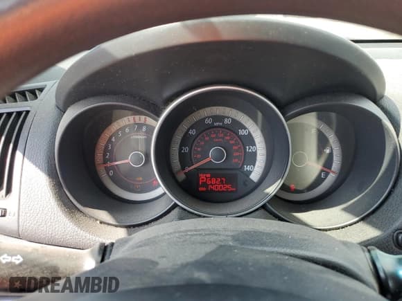 ✅ 2012 Kia Forte EX • VIN: KNAFU6A24C5531935 • Лот: 84604565. Опубликован ранее на Copart с пробегом 140 025 миль. Бесплатный доступ к архиву аукционных продаж из США и подробный отчёт об истории автомобиля на DreamBid. Изображение 9.