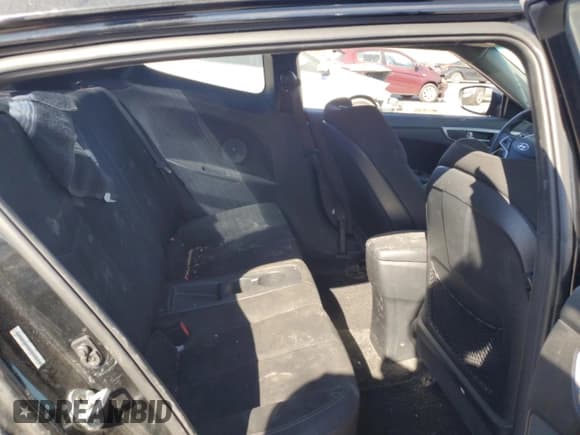 ✅ 2015 Hyundai Veloster RE:FLEX • VIN: KMHTC6AD0FU242972 • Lot: 75930104. Wystawiony na Copart z przebiegiem 152 516 mil. Bezpłatny archiwum sprzedaży aukcyjnych z USA i szczegółowy raport historii pojazdu na DreamBid. Zdjęcie 10.