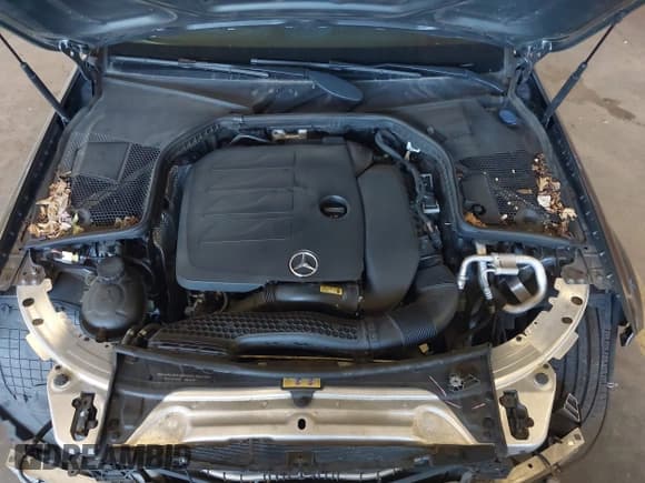 ✅ 2019 Mercedes-Benz C 300 • VIN: 55SWF8EB3KU301575 • Lot: 42616717. Wystawiony na IAAI z przebiegiem 92 366 mil. Bezpłatny archiwum sprzedaży aukcyjnych z USA i szczegółowy raport historii pojazdu na DreamBid. Zdjęcie 10.