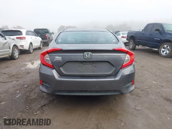 ✅ 2017 Honda Civic LX • VIN: 19XFC2F58HE006292 • Lot: 43586236. Listed on IAAI with 240,196 mi. Free auction sales archive from the USA and detailed vehicle history report at DreamBid. Image 16.