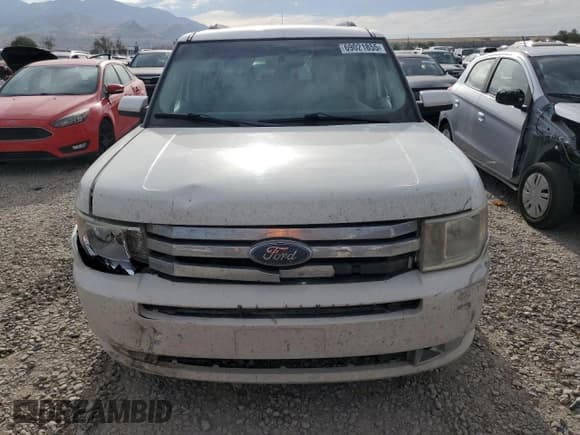 ✅ 2011 Ford Flex SEL • VIN: 2FMHK6CC1BBD27588 • Lot: 69021855. Wystawiony na Copart z przebiegiem Nie podano. Bezpłatny archiwum sprzedaży aukcyjnych z USA i szczegółowy raport historii pojazdu na DreamBid. Zdjęcie 5.