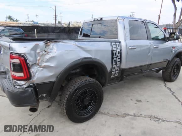 ✅ 2020 Ram 2500 Power Wagon • VIN: 3C6TR5EJ5LG163056 • Лот: 82146515. Опубликован ранее на Copart с пробегом 73 882 миль. Бесплатный доступ к архиву аукционных продаж из США и подробный отчёт об истории автомобиля на DreamBid. Изображение 3.