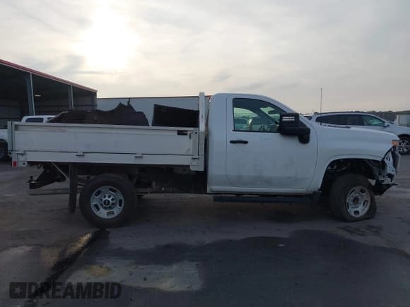 ✅ 2024 Chevrolet Silverado 2500HD • VIN: 1GB0WLE78RF299645 • Лот: 41463113. Опубликован ранее на IAAI с пробегом 13 527 миль. Бесплатный доступ к архиву аукционных продаж из США и подробный отчёт об истории автомобиля на DreamBid. Изображение 12.