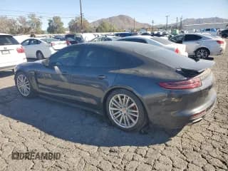 ✅ 2018 Porsche Panamera 4 E-Hybrid • VIN: WP0AE2A76JL127672 • Lot: 90133895. Wystawiony na Copart z przebiegiem 61 843 mil. Bezpłatny archiwum sprzedaży aukcyjnych z USA i szczegółowy raport historii pojazdu na DreamBid. Zdjęcie 2.