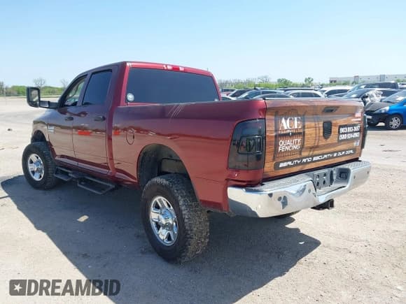 ✅ 2016 Ram 2500 Tradesman • VIN: 3C6UR5CJ6GG269271 • Lot: 41903986. Wystawiony na IAAI z przebiegiem 189 666 mil. Bezpłatny archiwum sprzedaży aukcyjnych z USA i szczegółowy raport historii pojazdu na DreamBid. Zdjęcie 3.