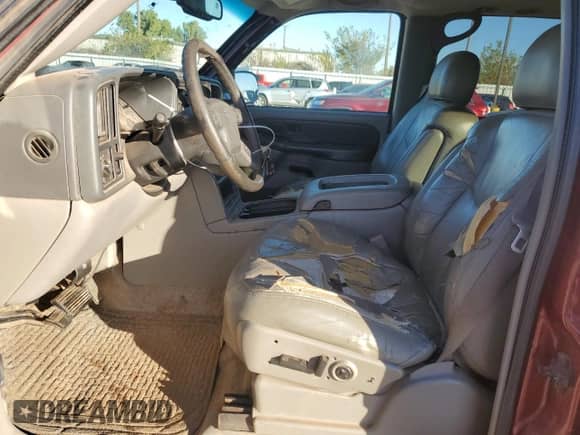 2003 Chevrolet Suburban LT с VIN 1GNEC16Z63J264130, выставлен на аукционе Copart как лот 79729944 с пробегом 385 573 миль миль и Списание • Salvage title. История ставок и продаж доступна на DreamBid. Изображение 7.