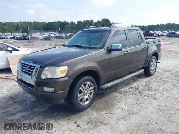 ✅ 2008 Ford Explorer Sport Trac Limited • VIN: 1FMEU33E38UA44819 • Лот: 43035559. Опубликован ранее на IAAI с пробегом 297 282 миль. Бесплатный доступ к архиву аукционных продаж из США и подробный отчёт об истории автомобиля на DreamBid. Изображение 2.