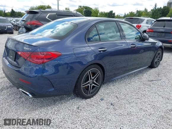 ✅ 2024 Mercedes-Benz C 300 • VIN: W1KAF4HBXRR204822 • Лот: 43123150. Опубликован ранее на IAAI с пробегом 18 730 миль. Бесплатный доступ к архиву аукционных продаж из США и подробный отчёт об истории автомобиля на DreamBid. Изображение 4.