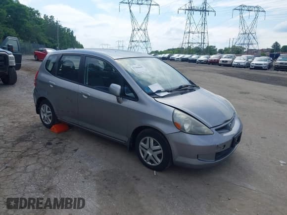 ✅ 2008 Honda Fit • VIN: JHMGD38498S040734 • Lot: 42360669. Listed on IAAI with 108,394 mi. Free auction sales archive from the USA and detailed vehicle history report at DreamBid. Image 1.