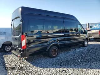 ✅ 2015 Ford Transit Passenger XL • VIN: 1FBVU4XG6FKB12422 • Lot: 92696955. Wystawiony na Copart z przebiegiem 181 530 mil. Bezpłatny archiwum sprzedaży aukcyjnych z USA i szczegółowy raport historii pojazdu na DreamBid. Zdjęcie 3.