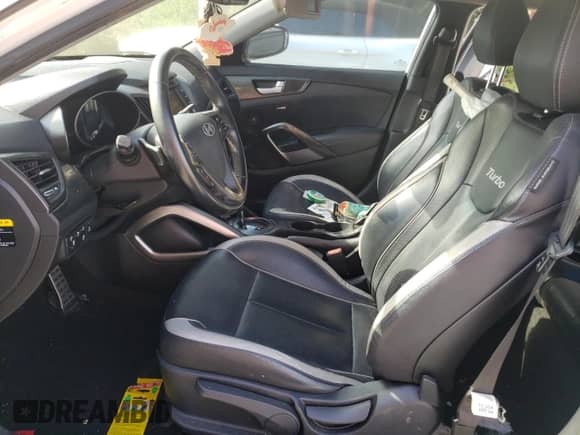 ✅ 2015 Hyundai Veloster Turbo • VIN: KMHTC6AE1FU222447 • Лот: 75475304. Размещён на Copart с пробегом Не указан миль. Получите бесплатный доступ к архиву аукционных продаж из США и посмотрите подробный отчёт об истории автомобиля на DreamBid. Изображение 7.