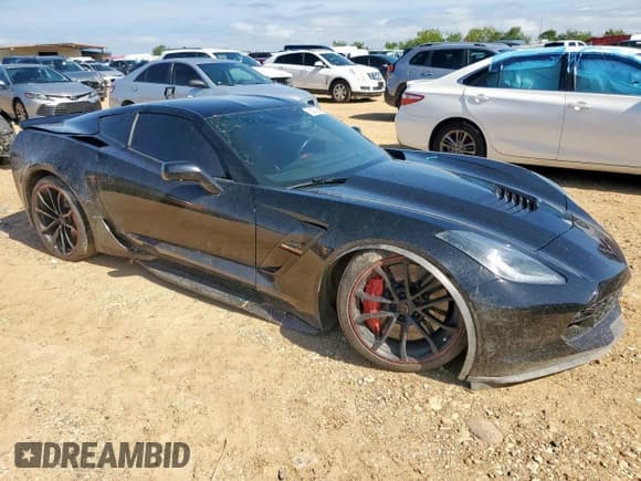✅ 2018 Chevrolet Corvette Grand Sport 3LT • VIN: 1G1YZ2D76J5101066 • Lot: 58749405. Wystawiony na Copart z przebiegiem 46 009 mil. Bezpłatny archiwum sprzedaży aukcyjnych z USA i szczegółowy raport historii pojazdu na DreamBid. Zdjęcie 4.