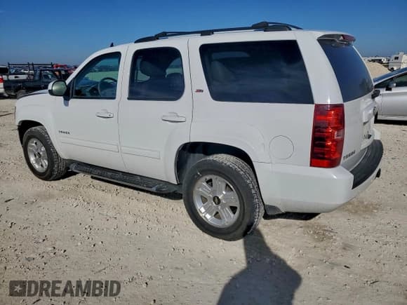 ✅ 2013 Chevrolet Tahoe LT • VIN: 1GNSCBE05DR281032 • Лот: 94779925. Опубликован ранее на Copart с пробегом 117 867 миль. Бесплатный доступ к архиву аукционных продаж из США и подробный отчёт об истории автомобиля на DreamBid. Изображение 2.