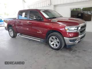 2019 Ram 1500 Big Horn z VIN 1C6RREFT1KN535220, wystawiony jako IAAI lot #43270606 z przebiegiem 74 309 mil mil oraz . Historia ofert i sprzedaży dostępna na DreamBid. Obrazek 1.