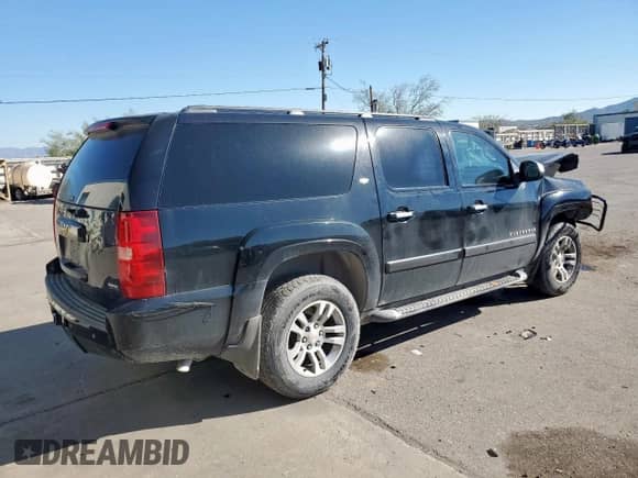2008 Chevrolet Suburban LTZ with VIN 3GNFK16388G119537, listed as a Copart auction lot 85342975 with 271,791 mi miles and Salvage title. Bid and sale history available at DreamBid. Image 3.