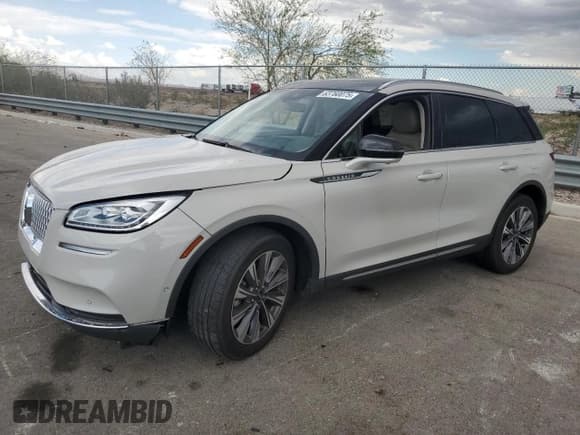 ✅ 2022 Lincoln Corsair Reserve • VIN: 5LMCJ2C90NUL02770 • Lot: 63760075. Wystawiony na Copart z przebiegiem 23 753 mil. Bezpłatny archiwum sprzedaży aukcyjnych z USA i szczegółowy raport historii pojazdu na DreamBid. Zdjęcie 1.