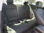 ✅ 2011 BMW 1 Series 135i • VIN: WBAUC9C52BVM08927 • Лот: 58261875. Опубликован ранее на Copart с пробегом Не указан. Бесплатный доступ к архиву аукционных продаж из США и подробный отчёт об истории автомобиля на DreamBid. Изображение 10.